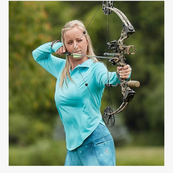 Legendary Whitetails Women's Trail Blazer 1/4 Zip Performance Glacier Blue Shirt - Picture 5 of 13